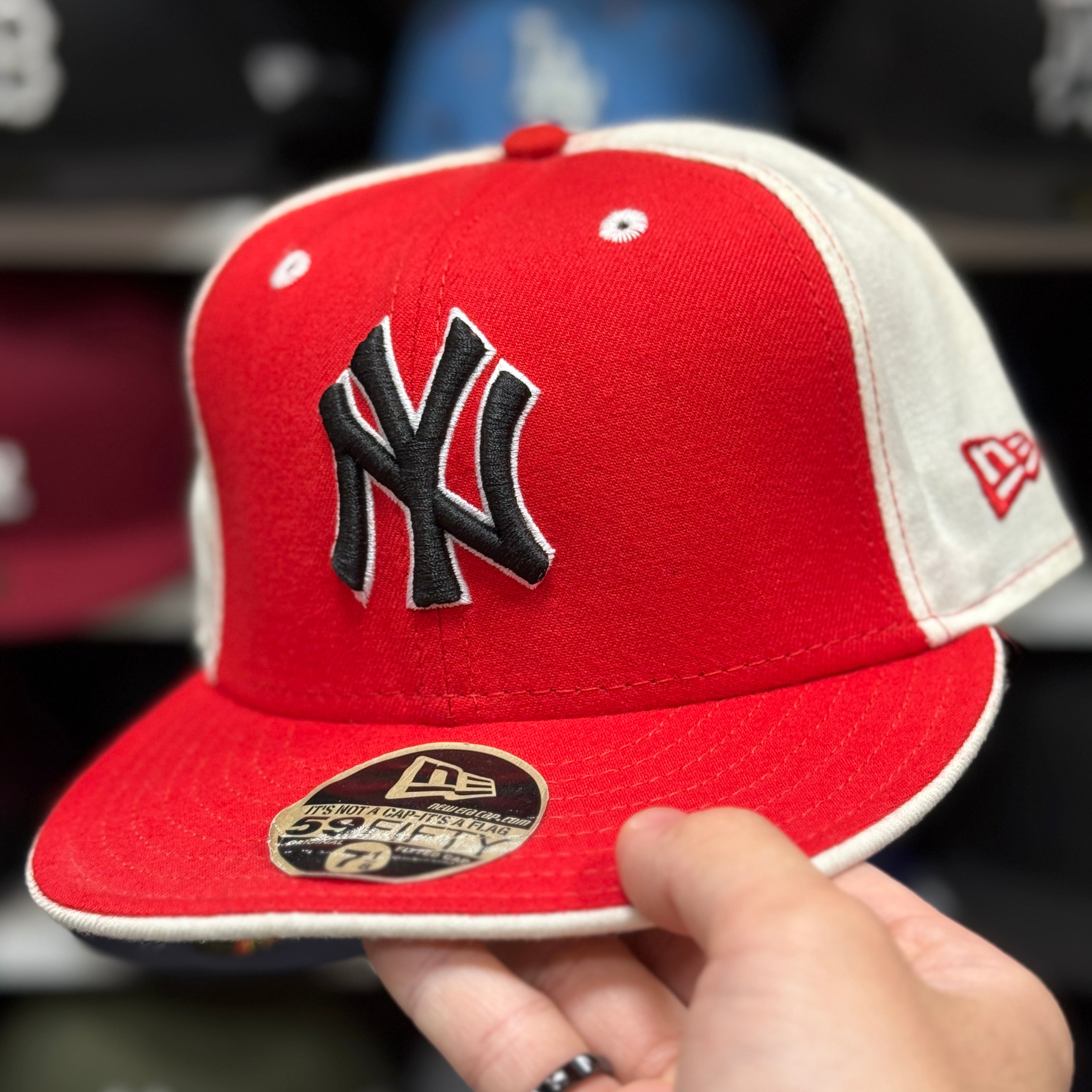 New Era New York Yankees Creme/Red 59FIFTY Fitted Hat - Product Image