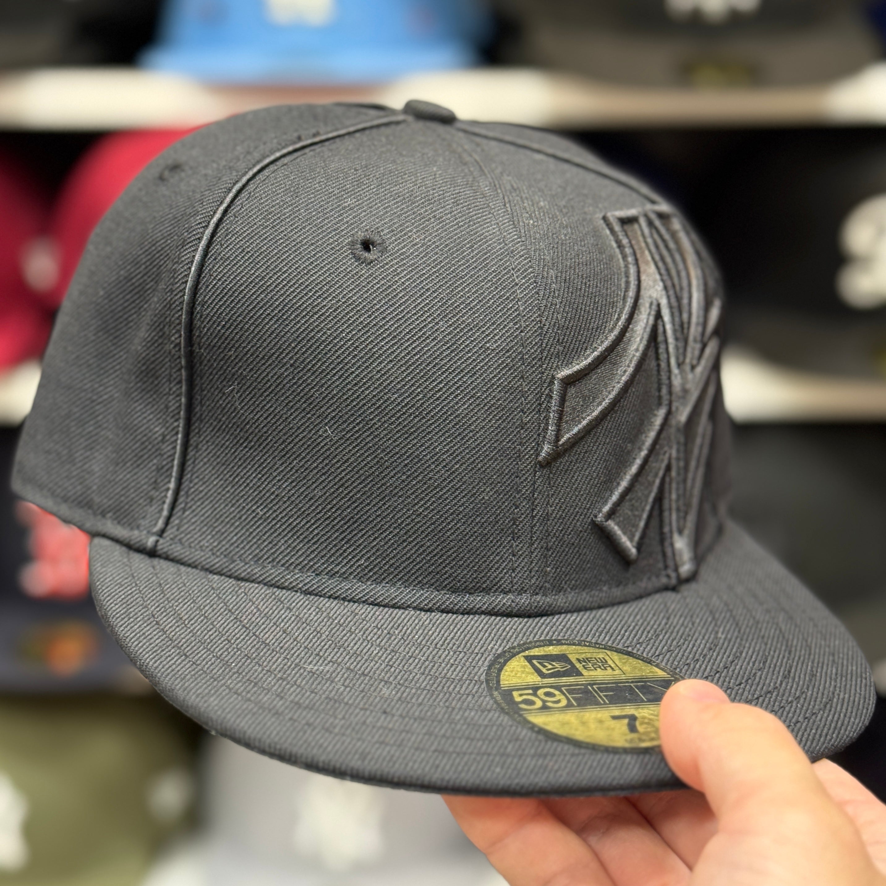 New Era New York Yankees 'Big Logo' Black 59FIFTY Fitted Hat - Product Image