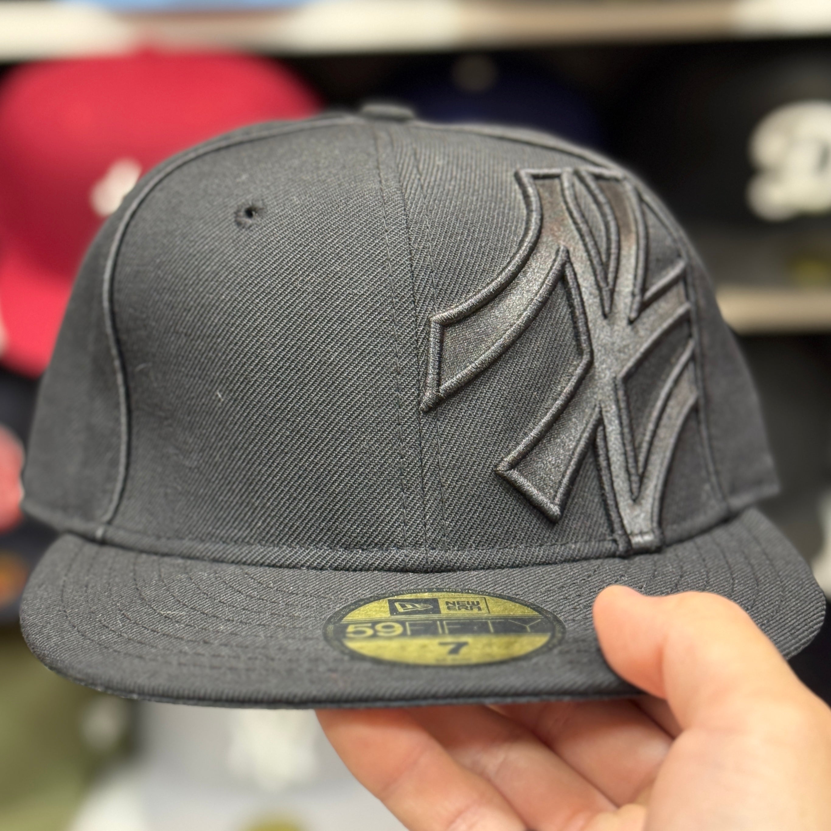 New Era New York Yankees 'Big Logo' Black 59FIFTY Fitted Hat - Product Image