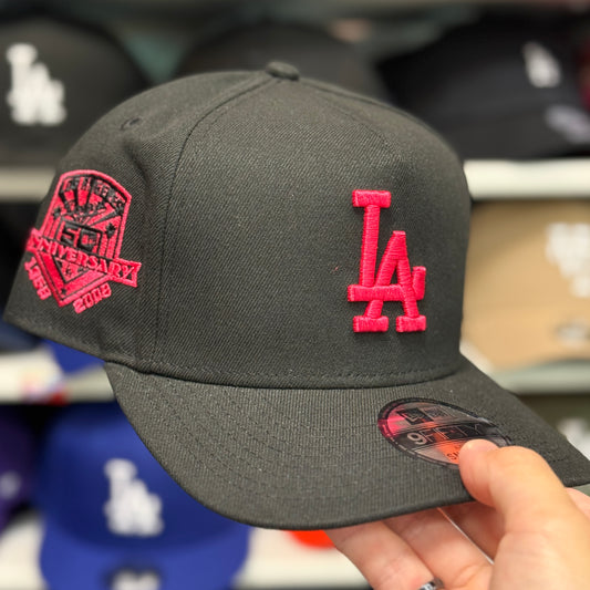 New Era Los Angeles Dodgers '50th Anniversary' A-Frame 9FIFTY Snapback Black/Pink