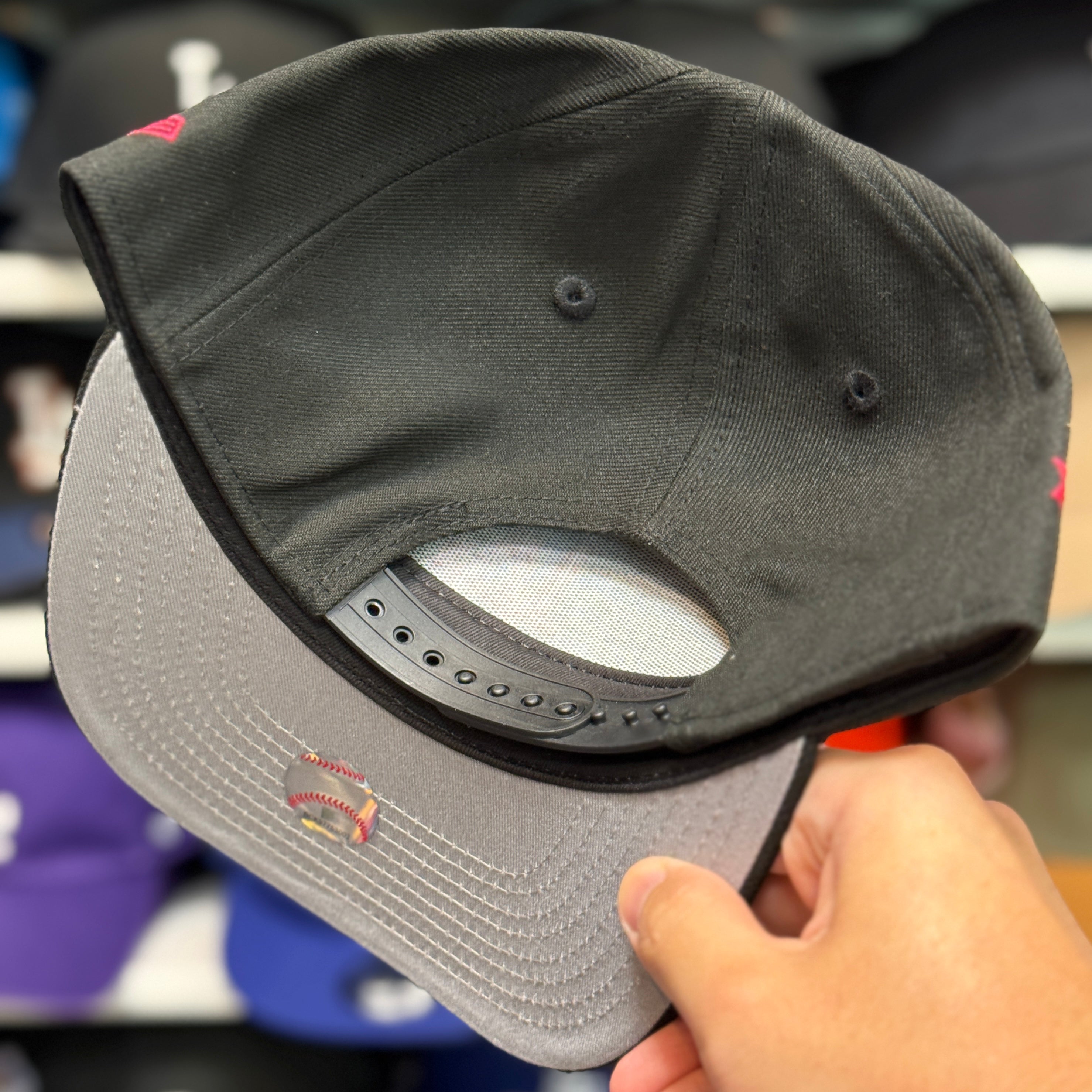 New Era Los Angeles Dodgers '50th Anniversary' A-Frame Black/Pink 9FIFTY Snapback - Product Image