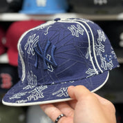 New Era New York Yankees 'Textured Monogram' Dark Blue 59FIFTY Fitted Hat - Product Image