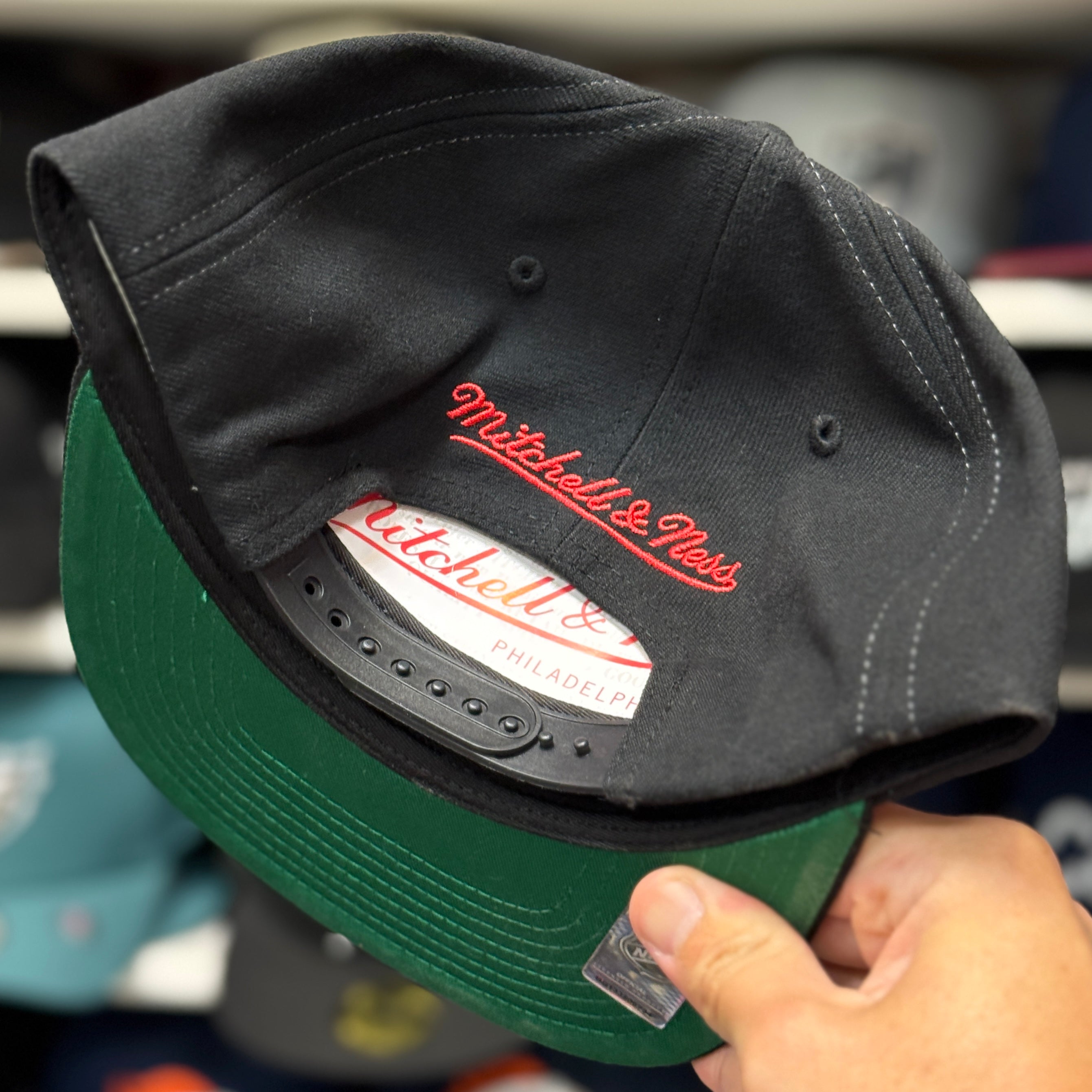 Chicago Blackhawks Multicolor Mitchell & Ness Snapback - Product Image