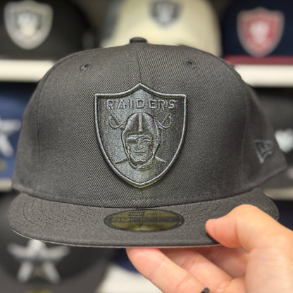 New Era Las Vegas Raiders Black/Black 59FIFTY Fitted Hat