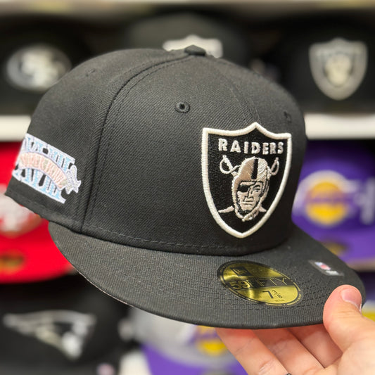 New Era Las Vegas Raiders 'XVIII Super Bowl' Black 59FIFTY Fitted Hat