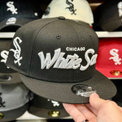 New Era Chicago White Sox 'Script Logo' Black/White 9FIFTY Snapback - Product Image