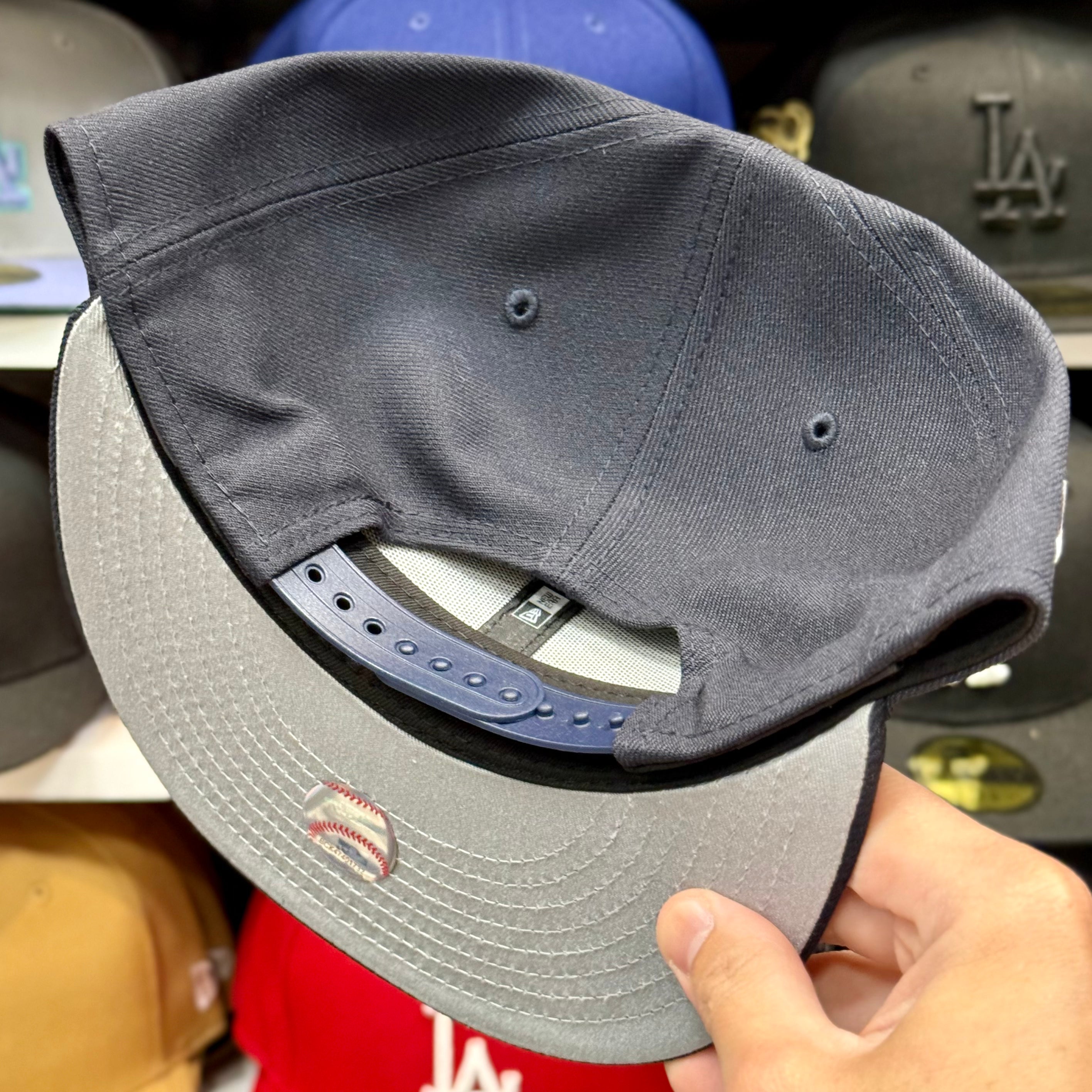 New Era New York Yankees 'Script Logo' Navy/Silver 9FIFTY Snapback - Product Image