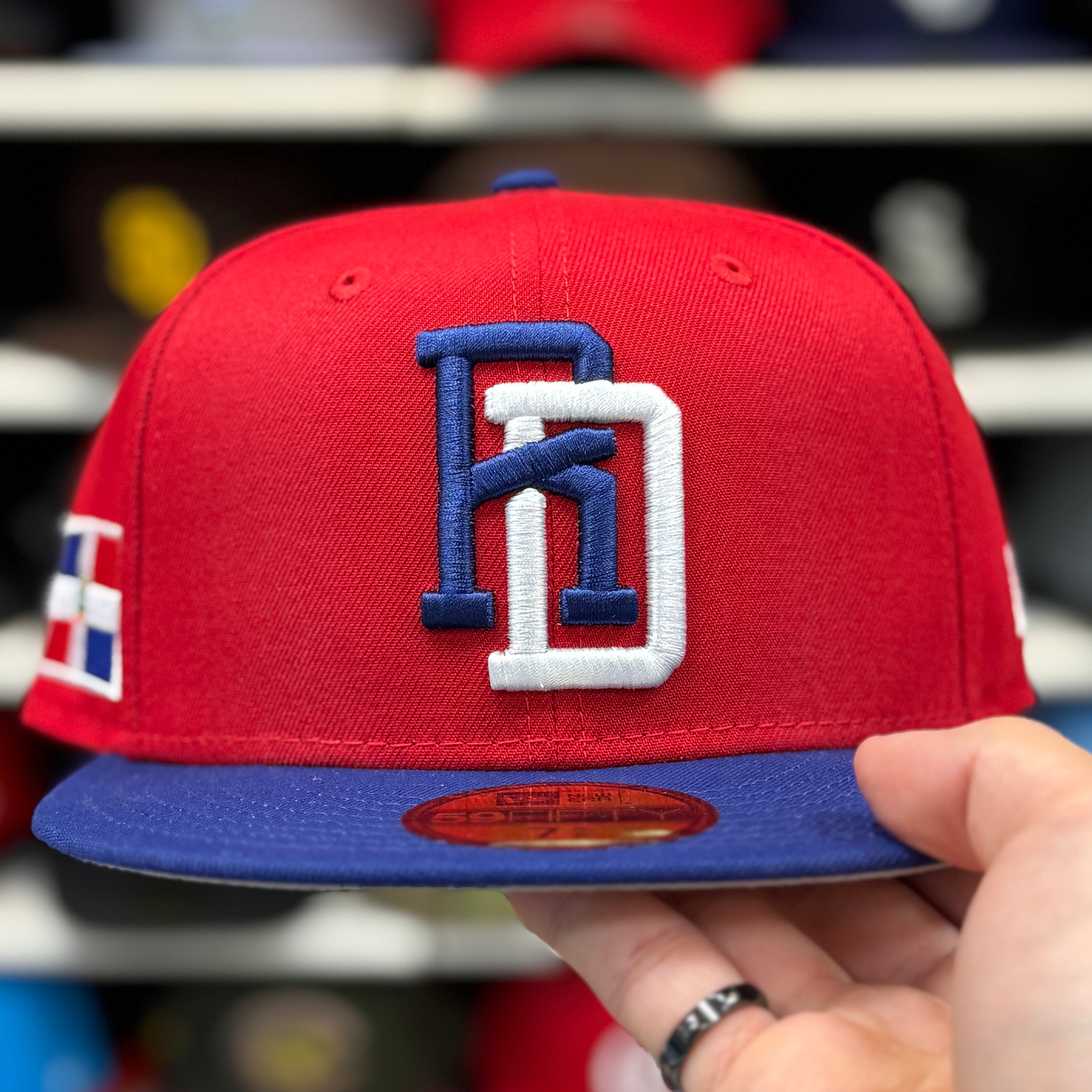 New Era Dominican Republic 2026 World Baseball Classics Red/Blue 59FIFTY Fitted Hat - Product Image