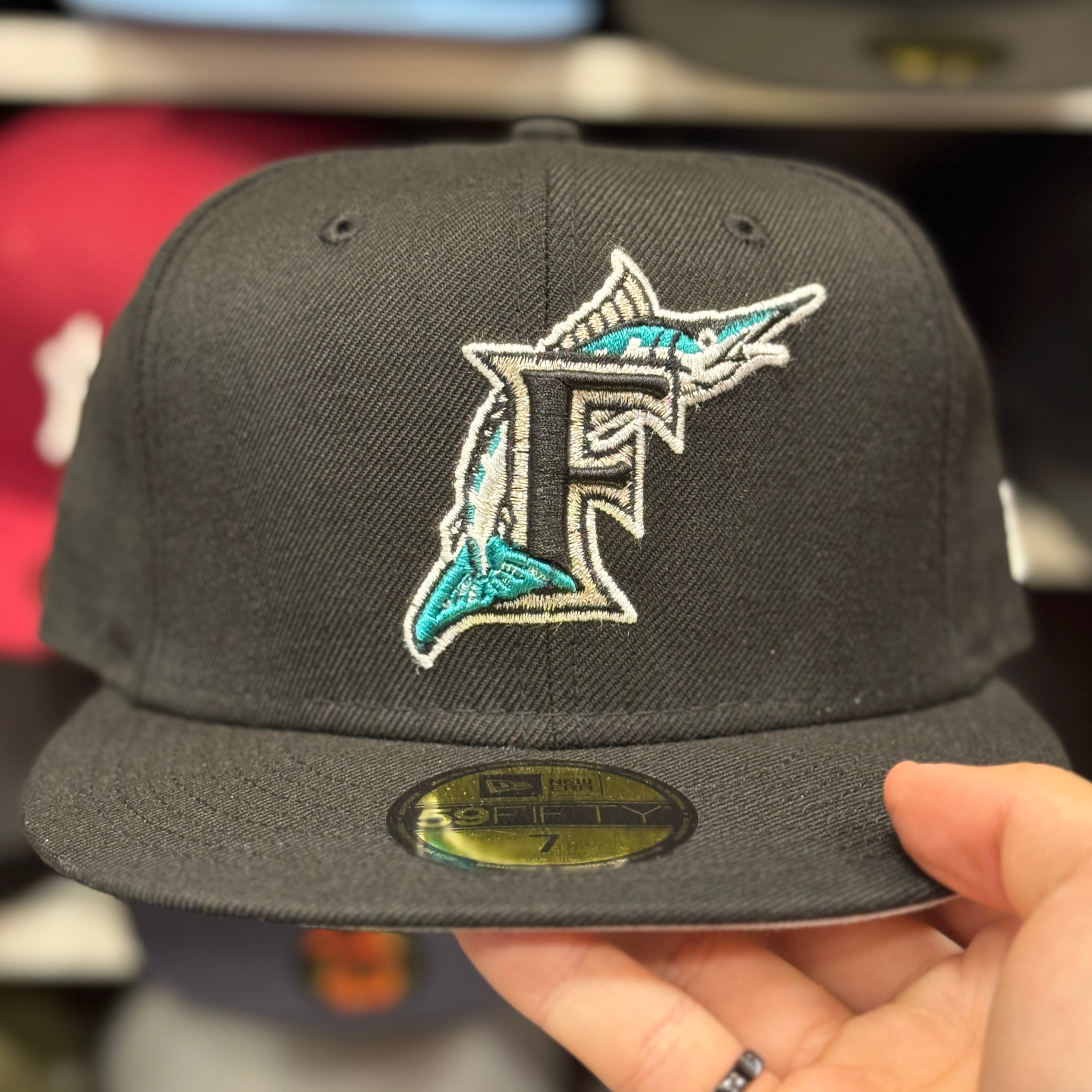 New Era Florida Marlins Black 59FIFTY Fitted Hat - Product Image