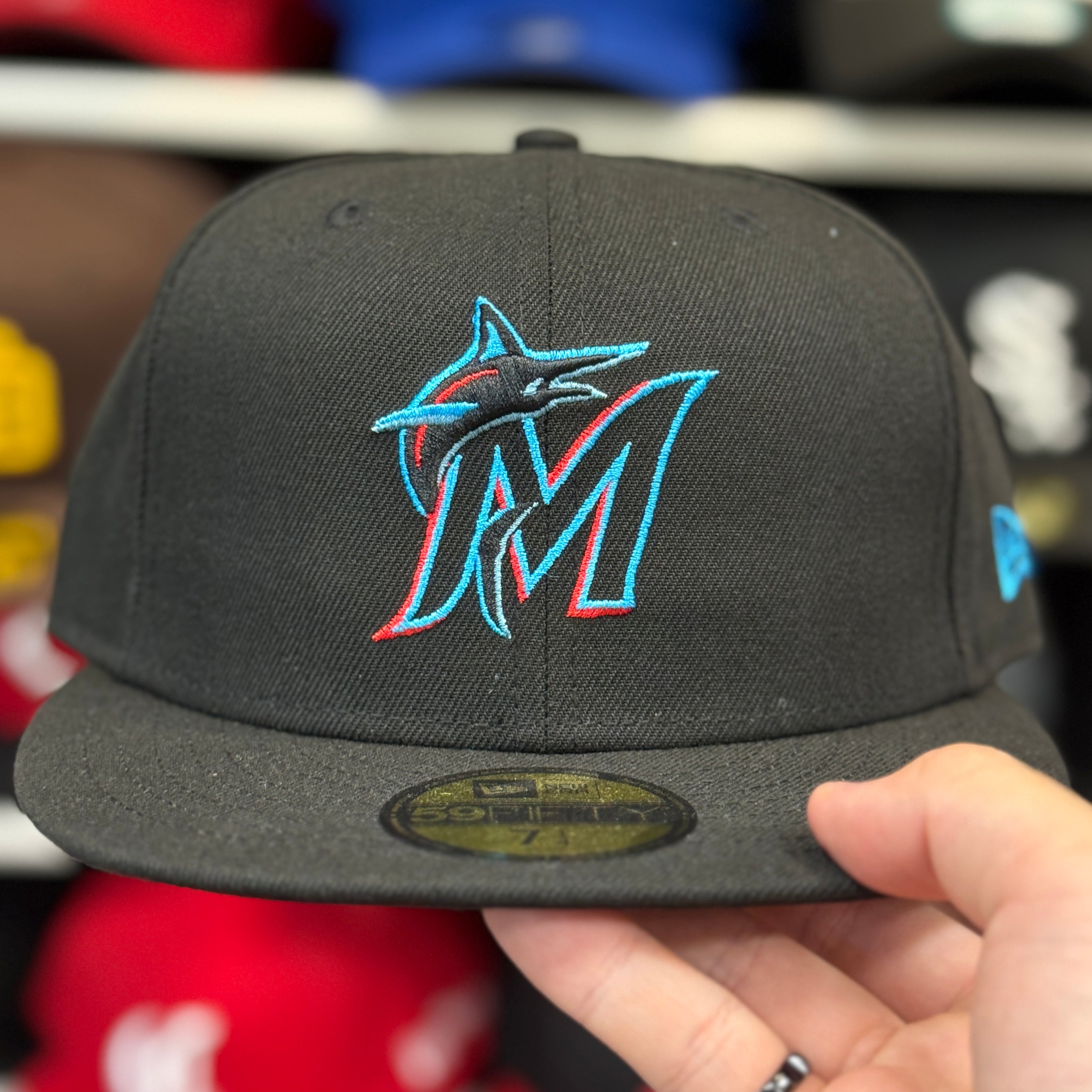 New Era Miami Marlins Black 59FIFTY Fitted Hat - Product Image