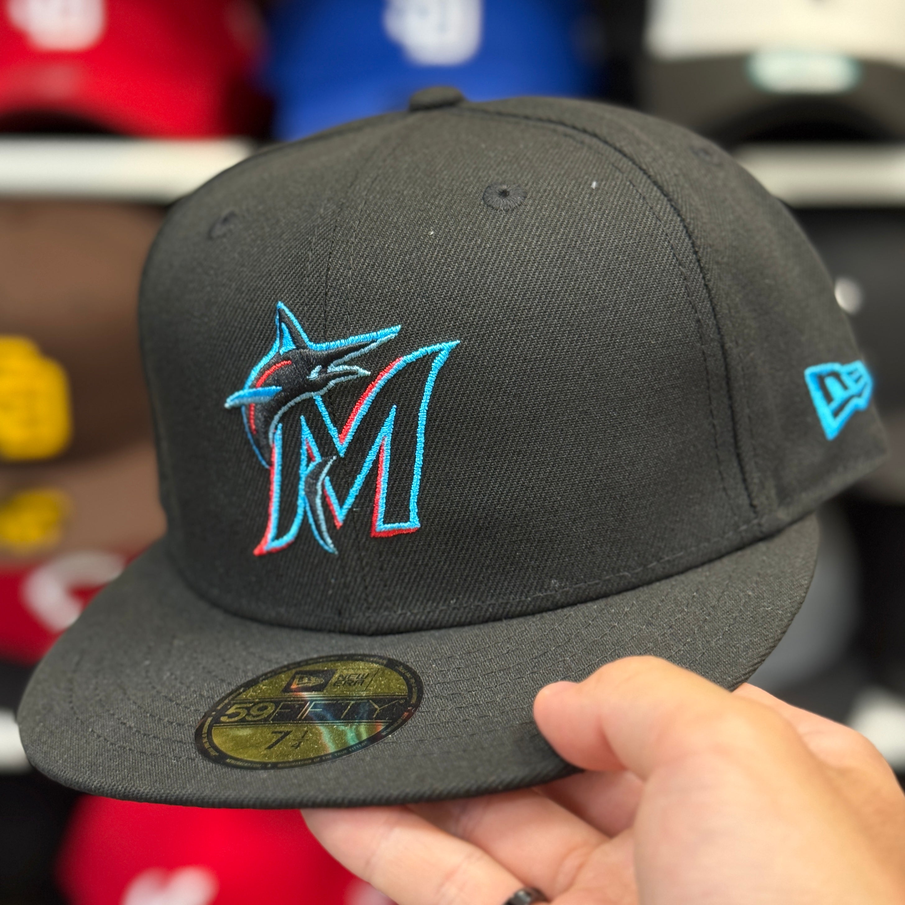 New Era Miami Marlins Black 59FIFTY Fitted Hat - Product Image