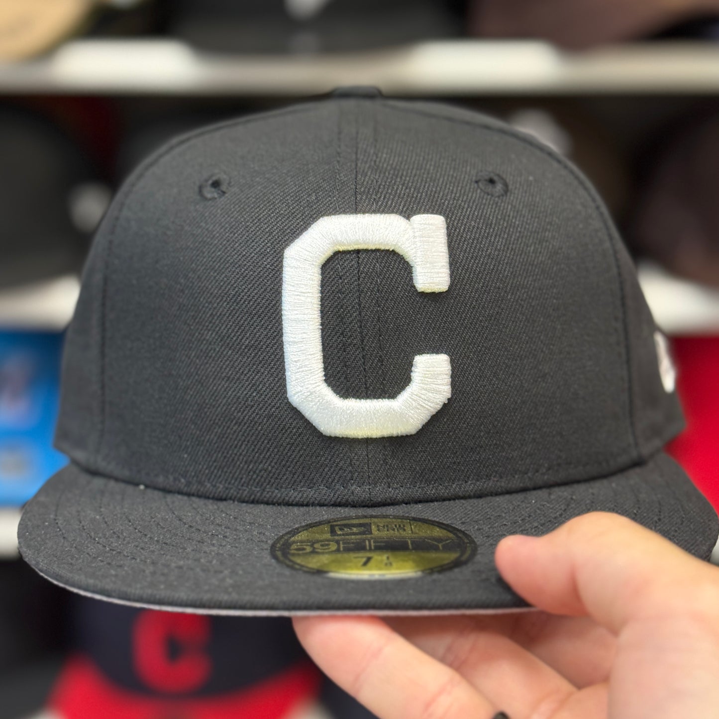 New Era Cleveland Indians 'C Logo' Black/White 59FIFTY Fitted Hat