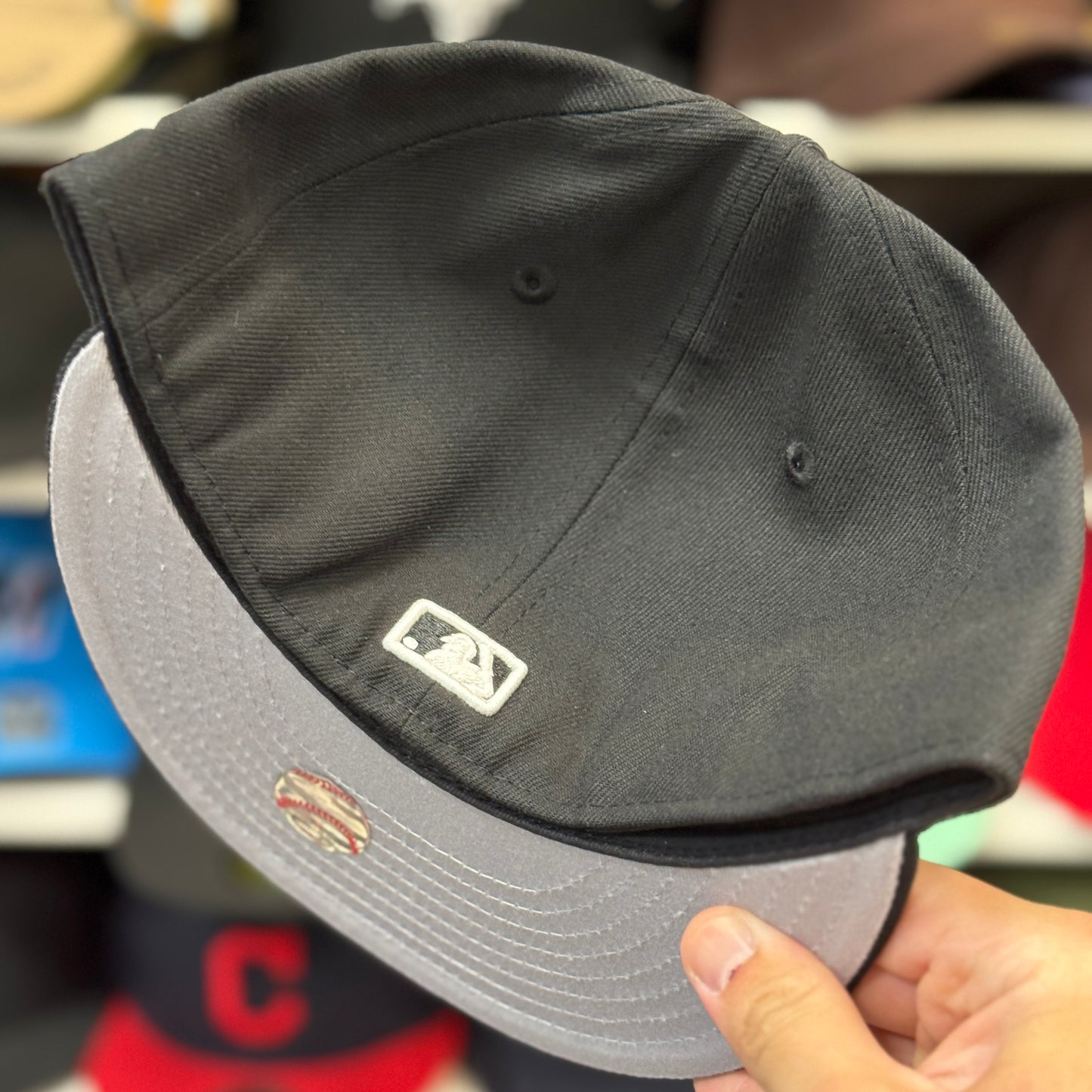 New Era Cleveland Indians 'C Logo' Black/White 59FIFTY Fitted Hat