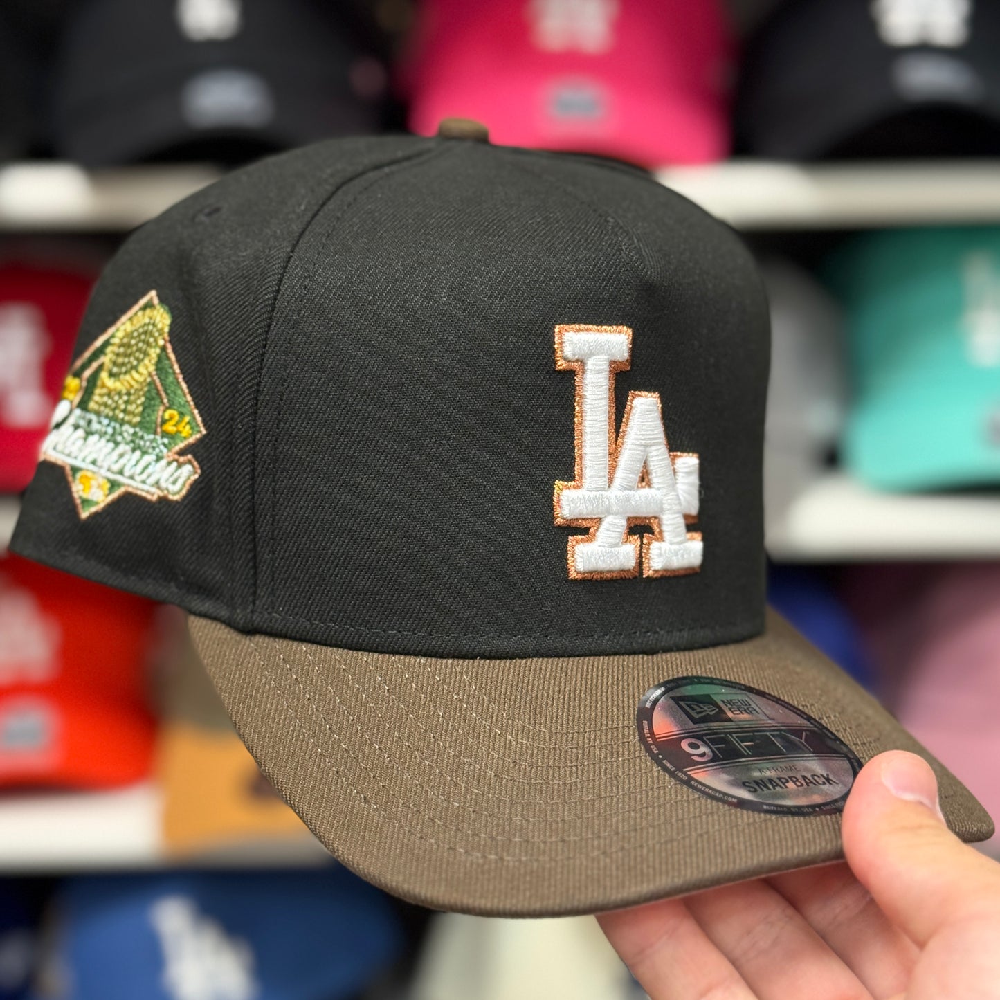 New Era Los Angeles Dodgers '2024 World Series' A-Frame Black/Brown 9FIFTY Snapback