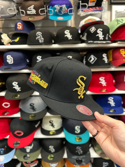 Chicago White Sox MLB Celebratory Patches | Mitchell & Ness Original Fit Snapback | Black