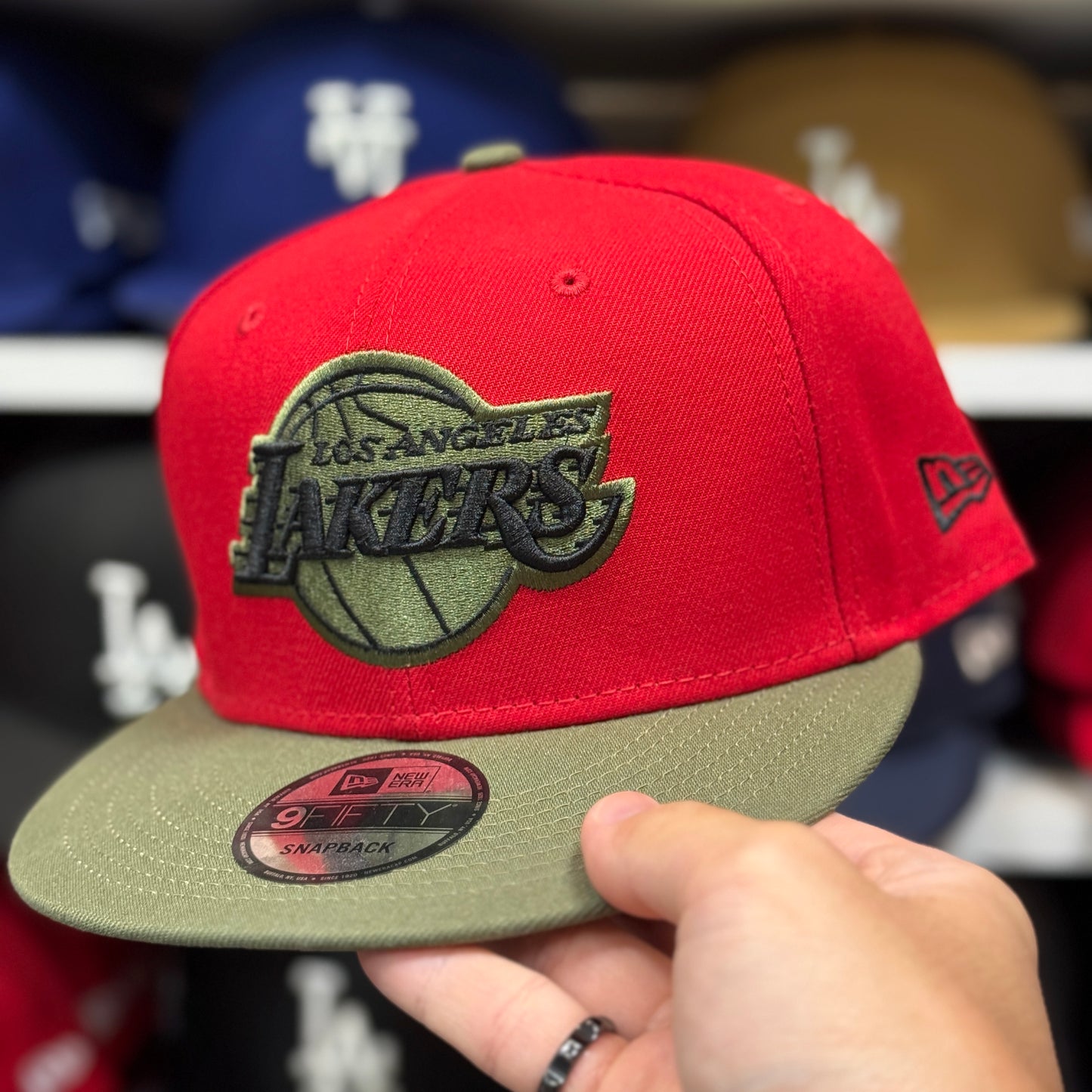 New Era Los Angeles Lakers Red/Olive 9FIFTY Snapback