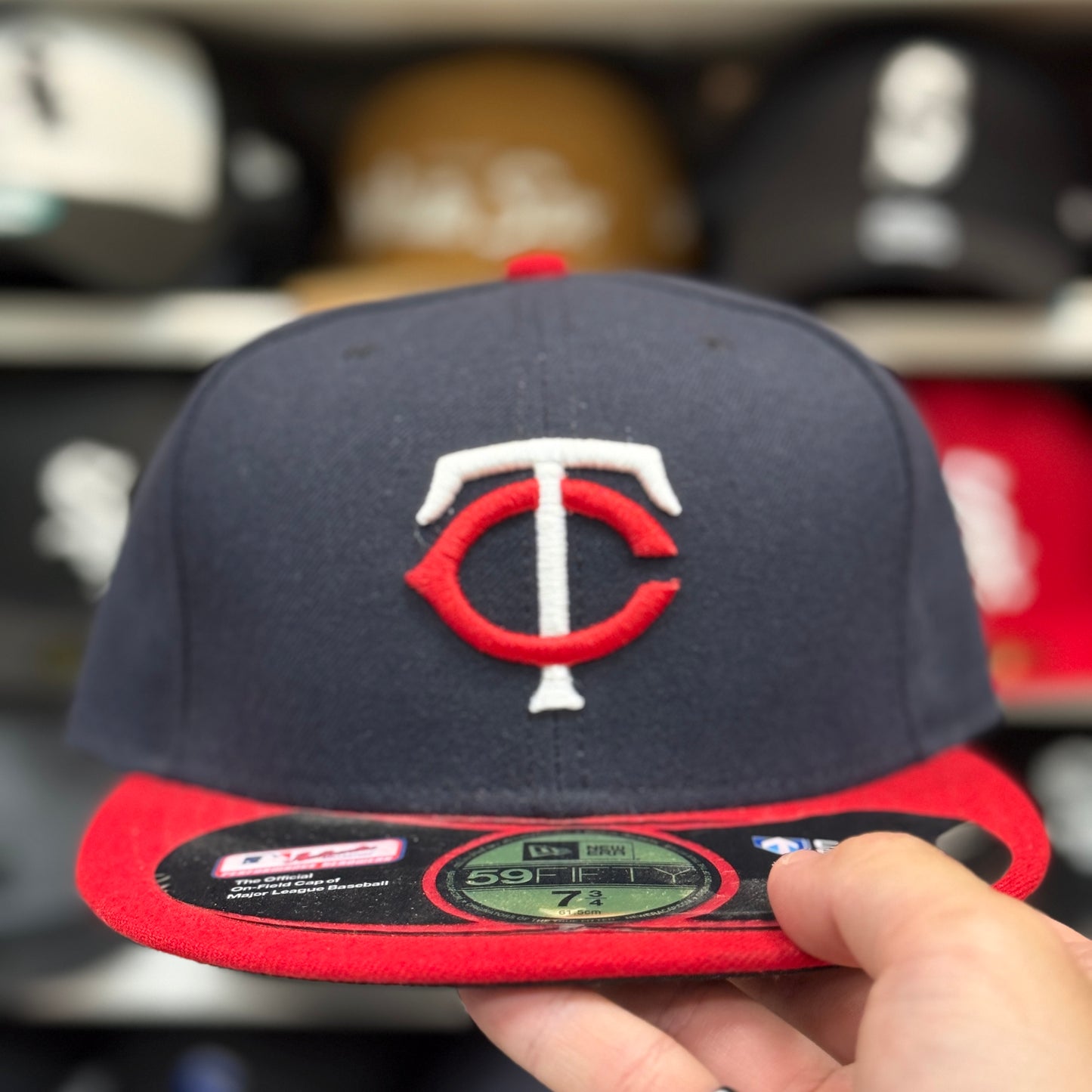 New Era Minnesota Twins Black/Red 59FIFTY Fitted Hat