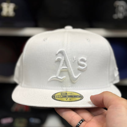 New Era Oakland Athletics White/White 59FIFTY Fitted Hat