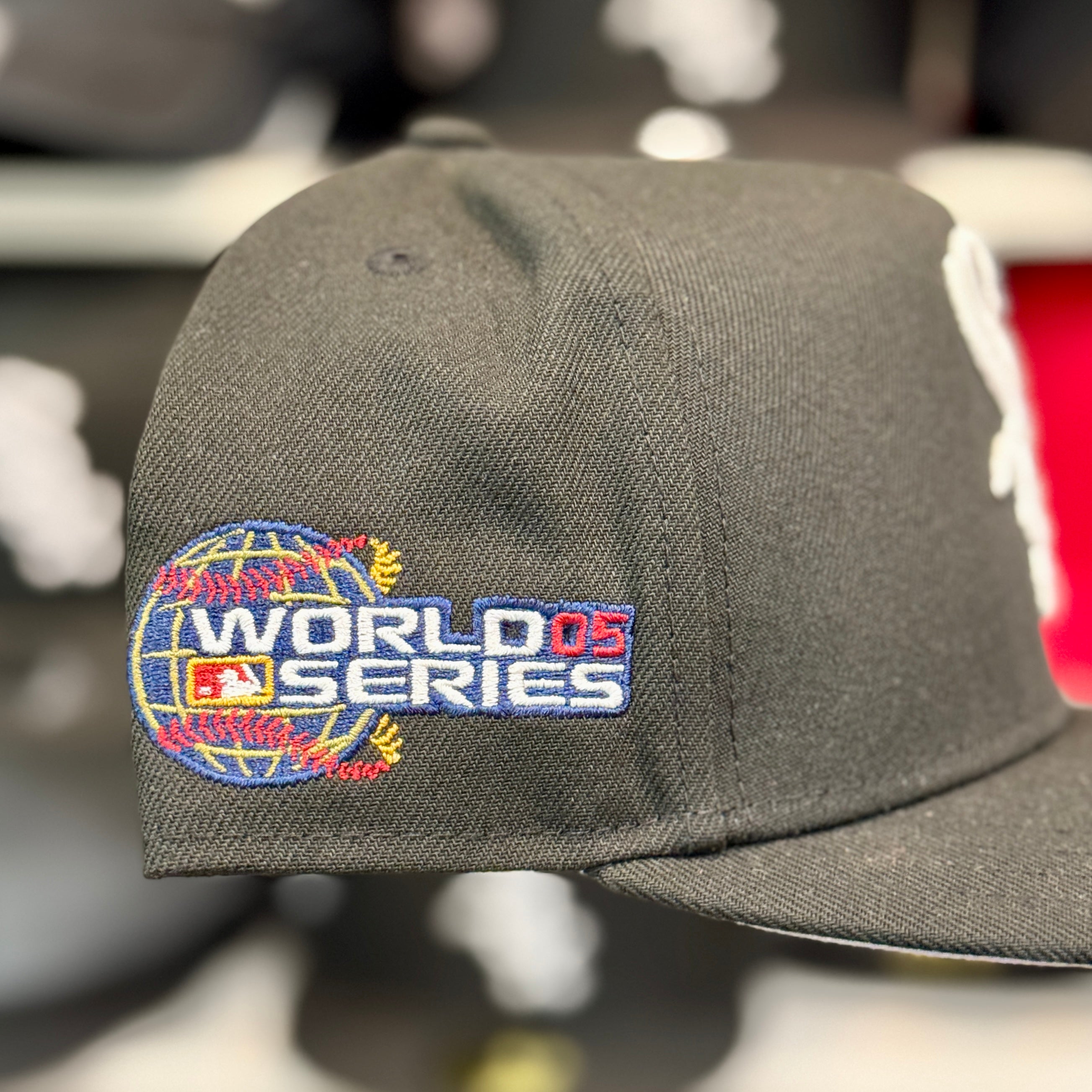New Era Chicago White Sox '05 World Series' A-Frame Black 9FIFTY Snapback - Product Image