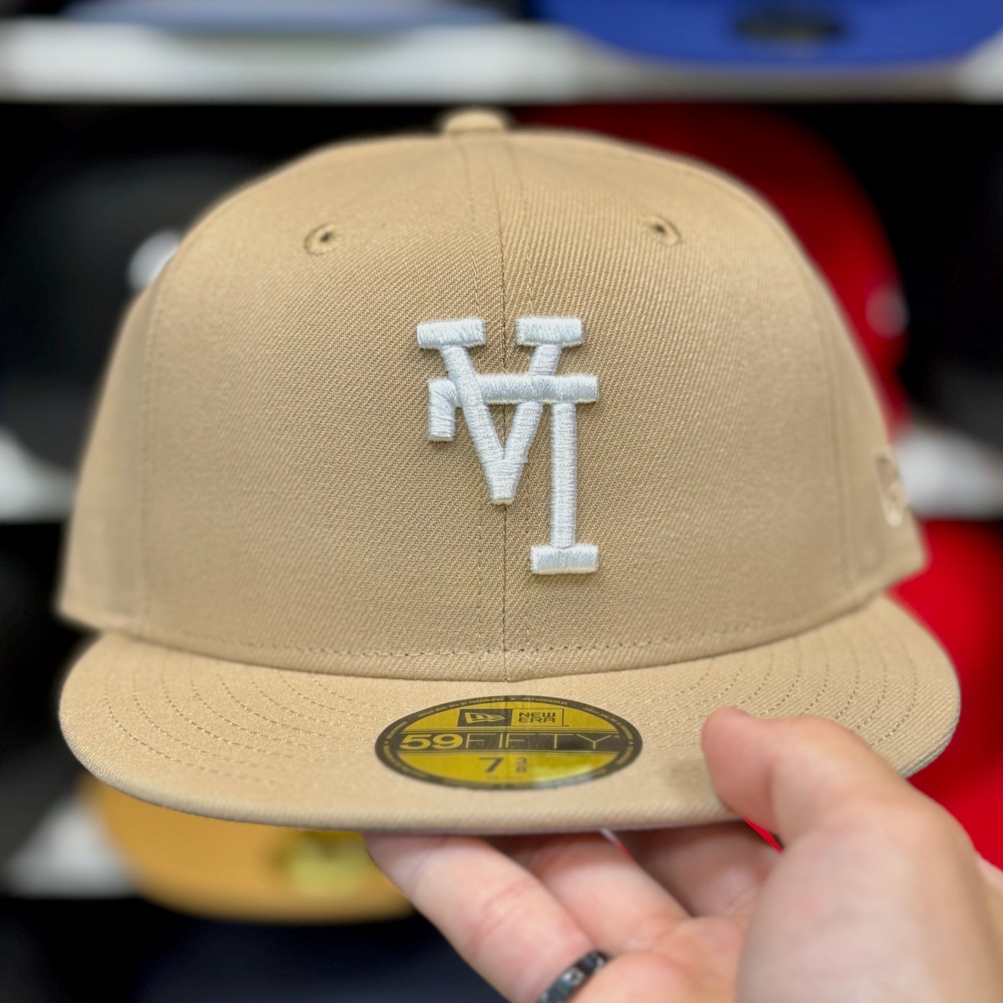 New Era LA Dodgers Upside Down Reverse Logo 59FIFTY Fitted Cap Beige