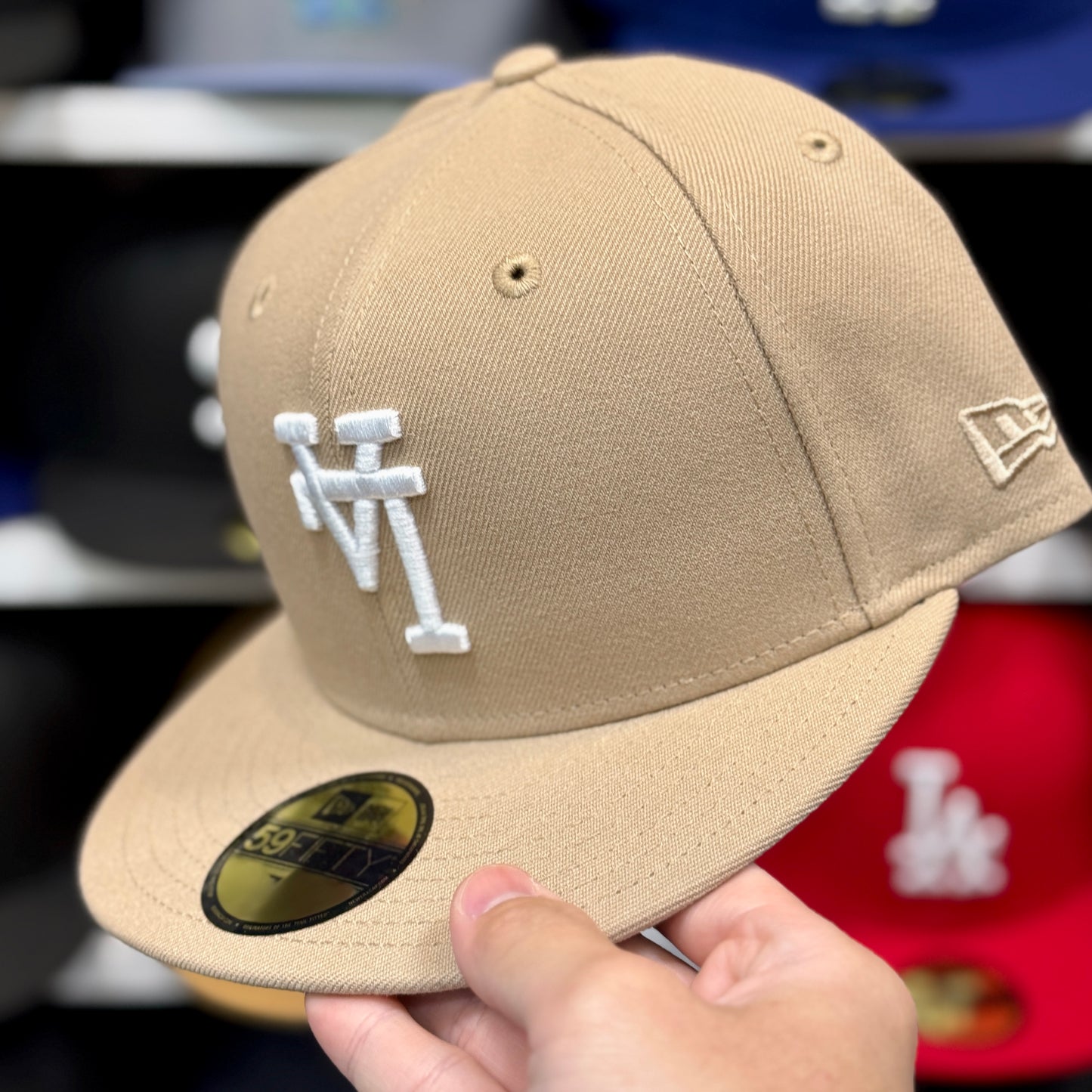 New Era LA Dodgers Upside Down Reverse Logo 59FIFTY Fitted Cap Beige