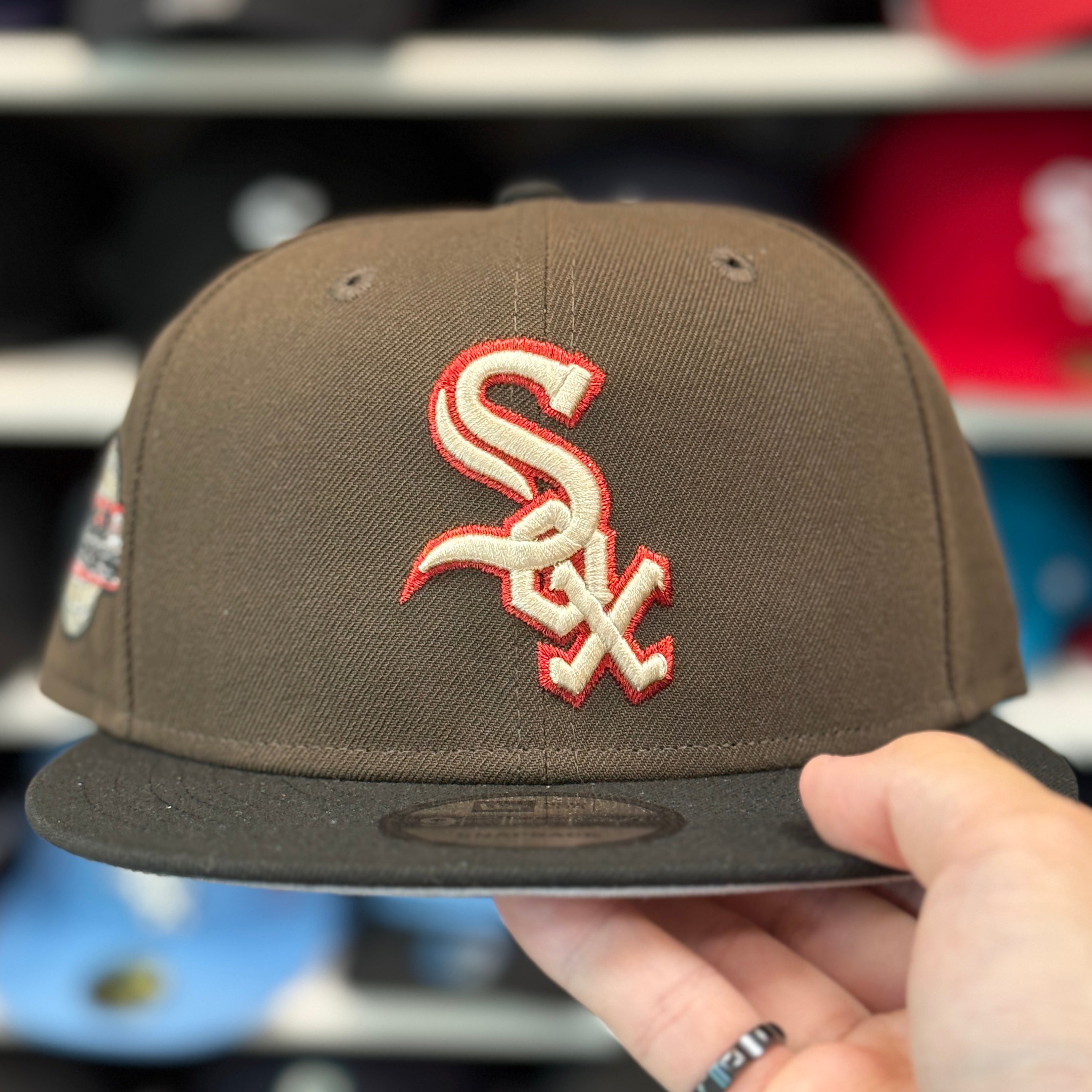 New Era Chicago White Sox '2005 World Series' Brow/Black 9FIFTY Snapback - Product Image