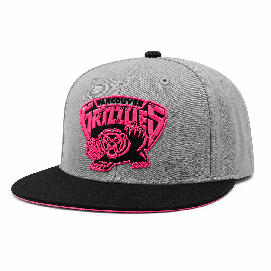 Vancouver Grizzlies Gray/Black Mitchell & Ness Snapback - Product Image