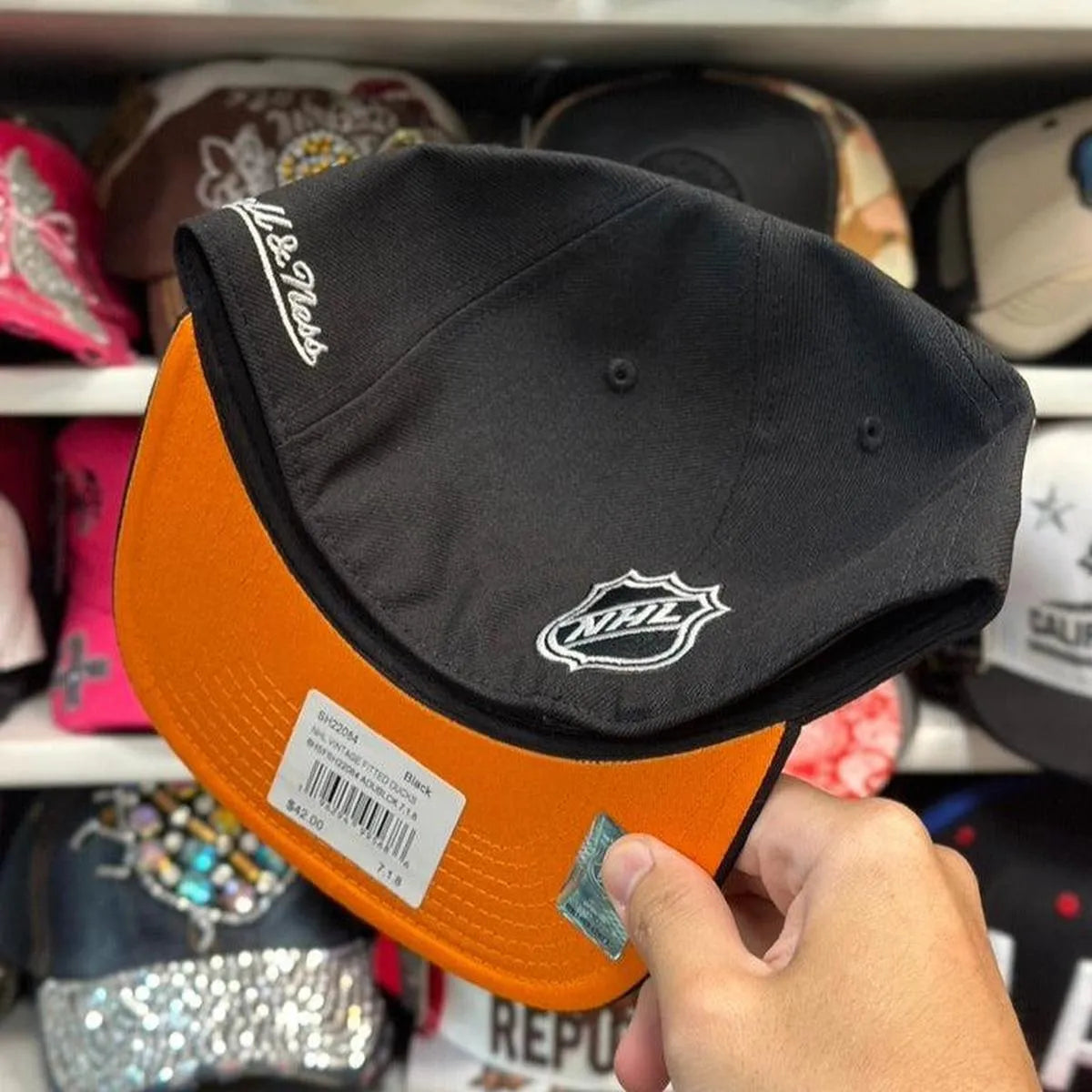 Anaheim Ducks '25th Anniversary' Black Mitchell & Ness Dynasty Fitted Hat - Product Image