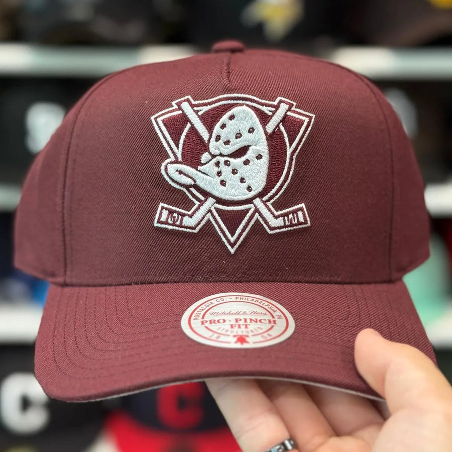Anaheim Ducks Creme/Maroon A-Frame Mitchell & Ness Snapback - Product Image