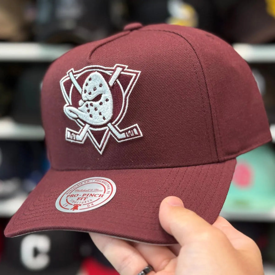 Anaheim Ducks Creme/Maroon A-Frame Mitchell & Ness Snapback - Product Image