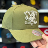Anaheim Ducks Creme/Olive A-Frame Mitchell & Ness Snapback