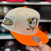 Anaheim Ducks Creme/Orange Mitchell & Ness Snapback - Product Image