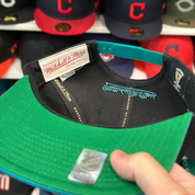 Anaheim Ducks 'Scratched Logo' Black/Teal Mitchell & Ness Snapback - Product Image
