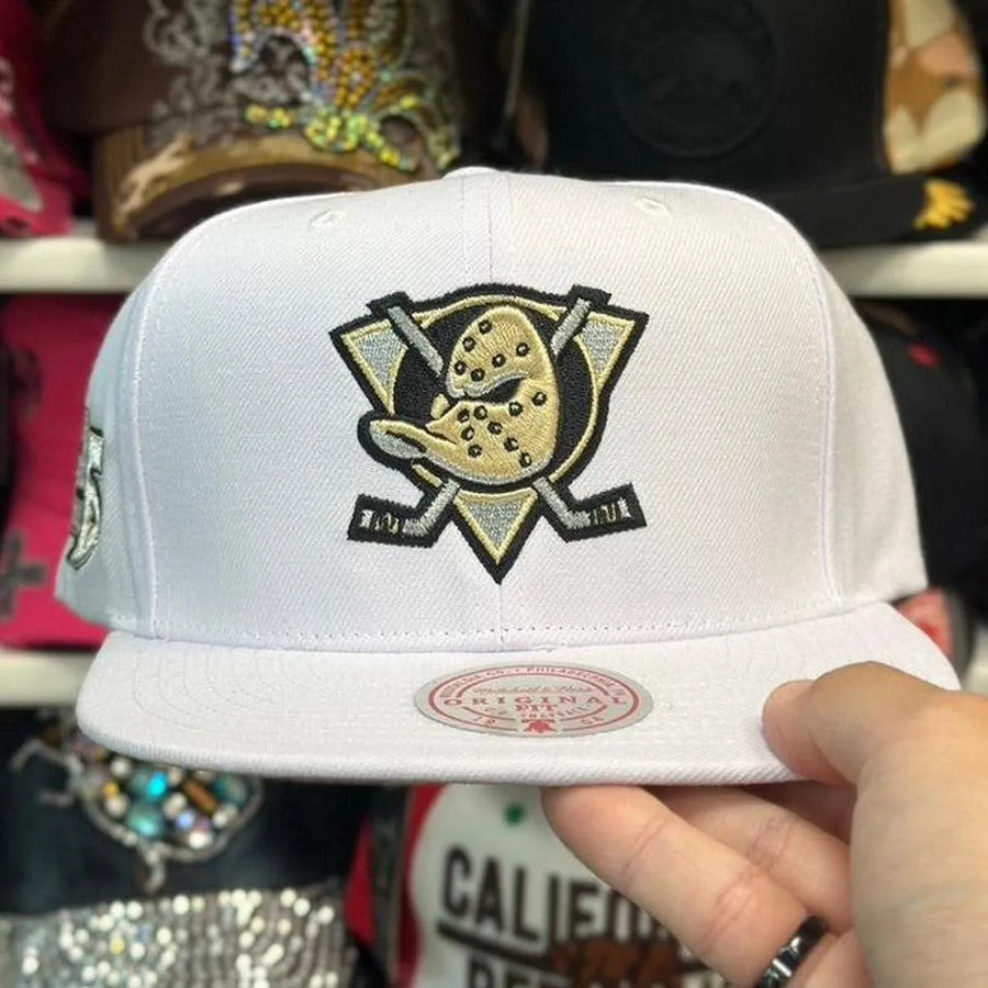 Anaheim Ducks White/Gold Mitchell & Ness Snapback - Product Image
