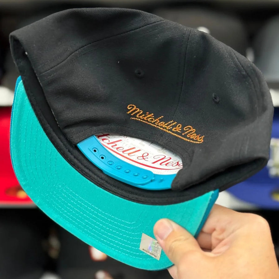 Boston Celtics '50th Anniversary' Black/Turquoise Mitchell & Ness Snapback - Product Image