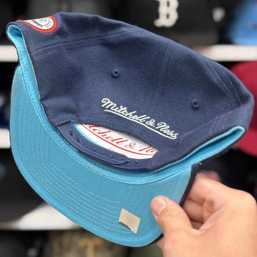Brooklyn Nets Navy Mitchell & Ness Snapback - Product Image