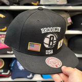Brooklyn Nets 'USA Pride' Black/White Mitchell & Ness Snapback