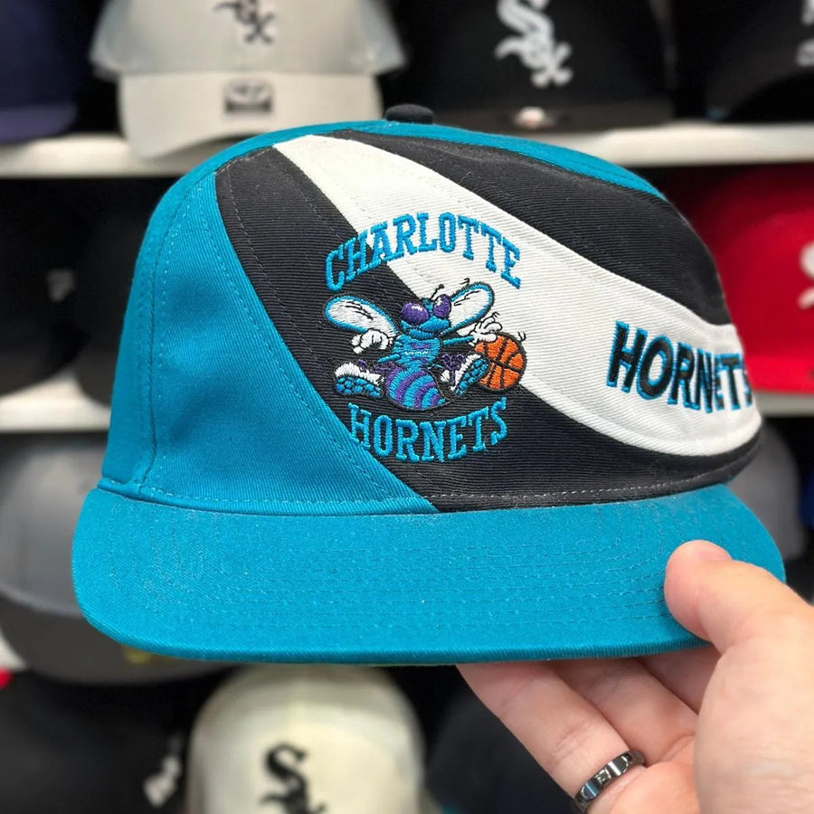 Charlotte Hornets 'Extended Side' Mitchell & Ness Snapback - Product Image