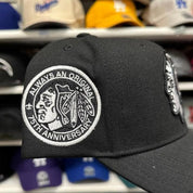 Chicago Blackhawks '75th Anniversary' Black/White Mitchell & Ness Snapback - Product Image