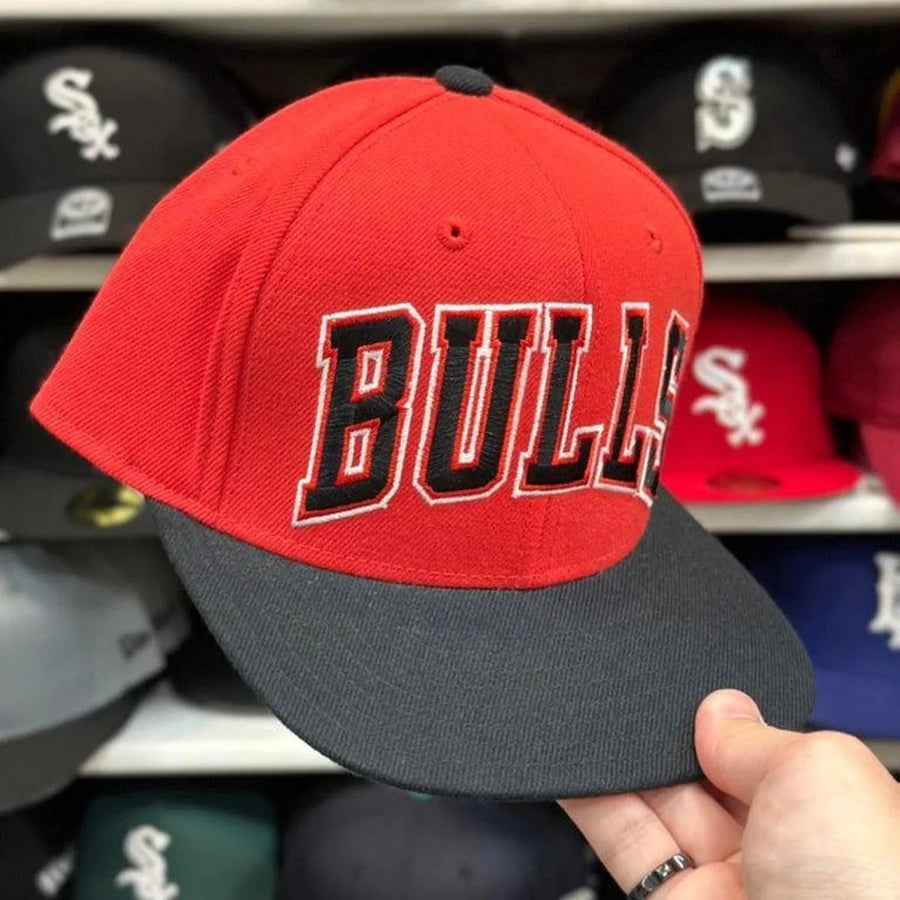Chicago Bulls '1966' Vintage Adidas Snapback | Red/Black - Product Image
