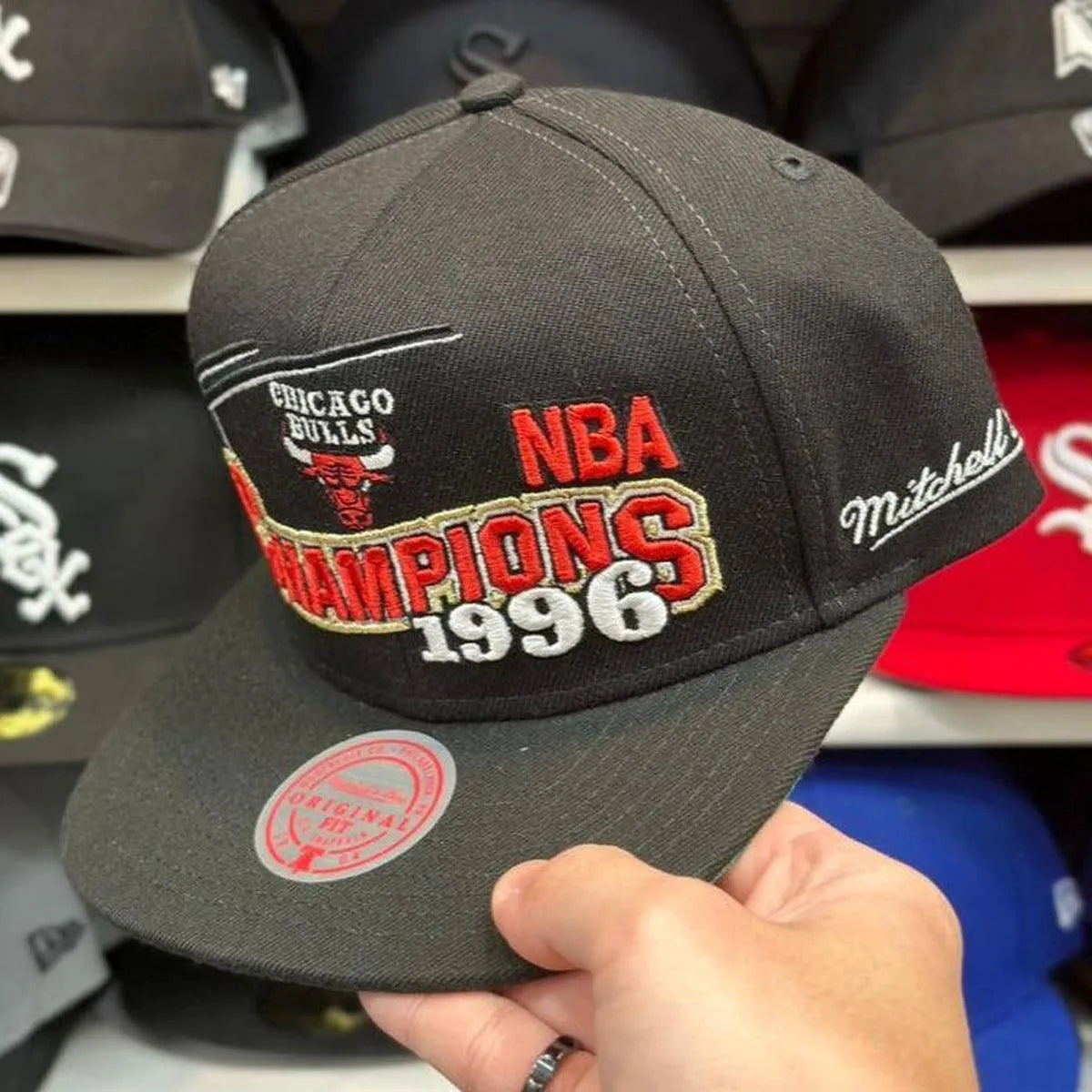 Chicago Bulls '1996 Champions' Black Mitchell & Ness Snapback - Product Image