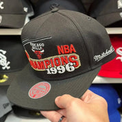 Chicago Bulls '1996 Champions' Black Mitchell & Ness Snapback - Product Image