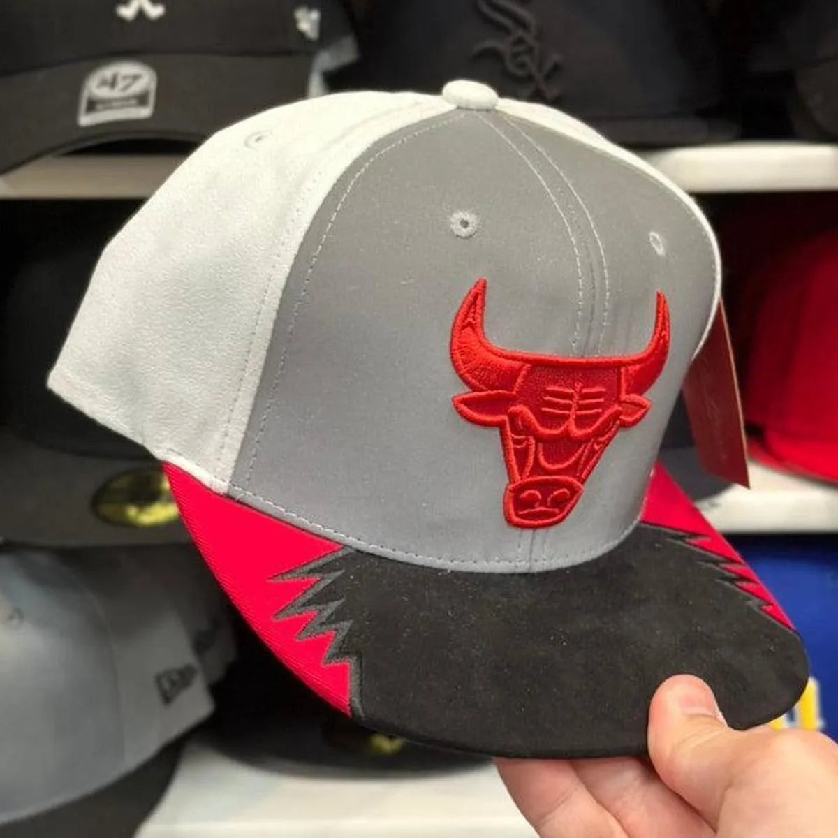 Chicago Bulls 'Multi Texture' Multicolor Vintage Mitchell & Ness Snapback - Product Image