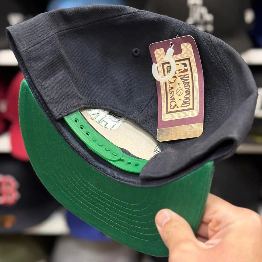 Dallas Mavericks Black/Green '47 Brand Snapback - Product Image