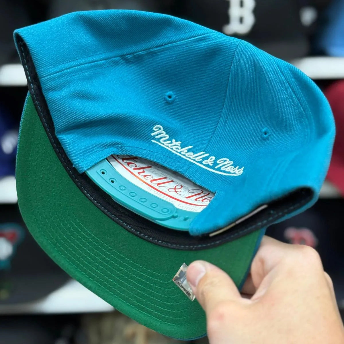 Detroit Pistons Turquoise Mitchell & Ness Snapback - Product Image