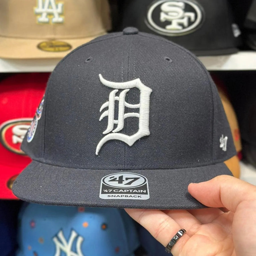 Detroit Tigers Navy/White '47 Brand Snapback - Product Image