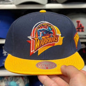 Golden State Warriors 'Retro Logo' Blue/Yellow Mitchell & Ness Snapback - Product Image