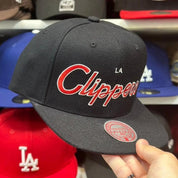 Los Angeles Clippers 'Script Logo' Black Mitchell & Ness Snapback - Product Image