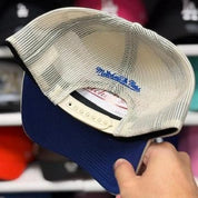 Los Angeles Dodgers Foam Creme Mitchell & Ness Trucker Snapback - Product Image