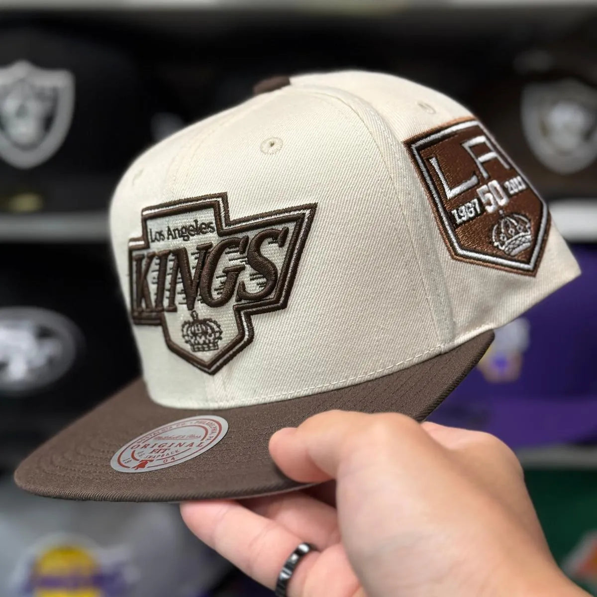Los Angeles Kings '50th Anniversary' Creme/Brown Mitchell & Ness Snapback - Product Image